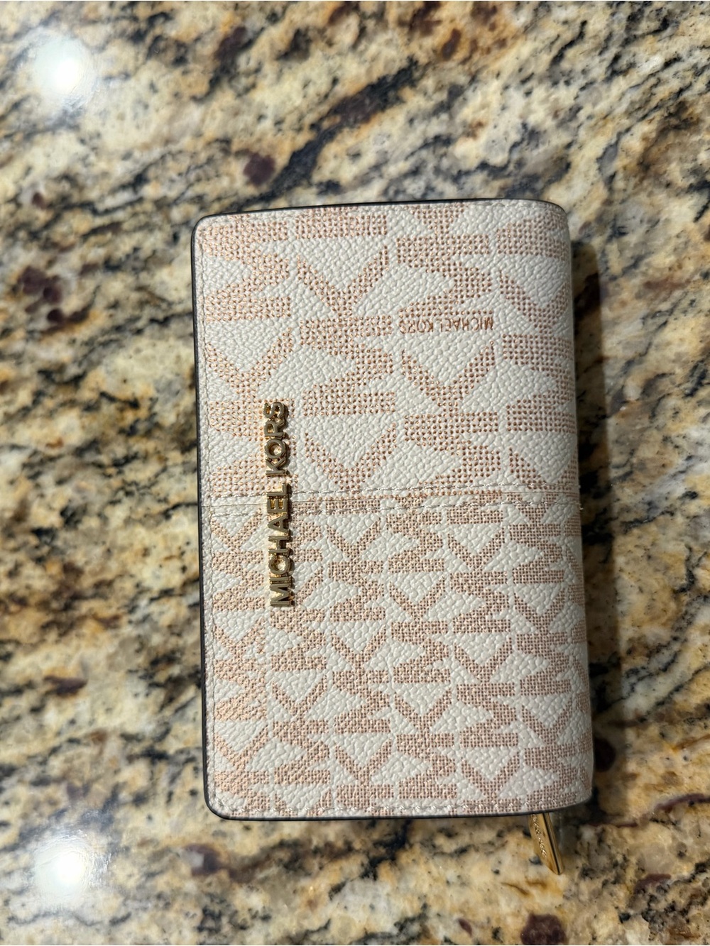 Michael Kors Jet Set Wallet